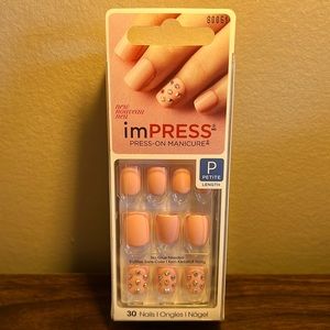 Impress Press-On Manicure